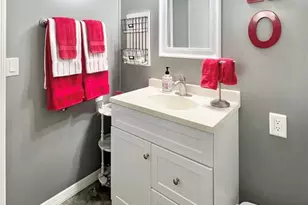 7803 46th Ave N, Saint Petersburg, FL 33709 - Photo 35