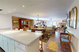 12485 2nd St E, Treasure Island, FL 33706 - Photo 7