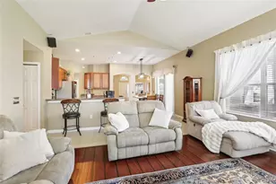 5119 Whispering Leaf Trail, Valrico, FL 33596 - Photo 7