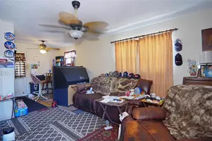 6812 E 21st Ave, Tampa, FL 33619 - Photo 5