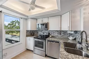 2616 Cove Cay Dr, Clearwater, FL 33760 - Photo 5