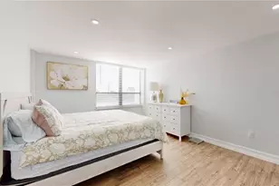 400 Island Way, Clearwater Beach, FL 33767 - Photo 23