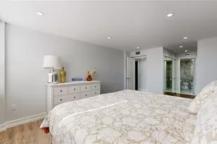 400 Island Way, Clearwater Beach, FL 33767 - Photo 21