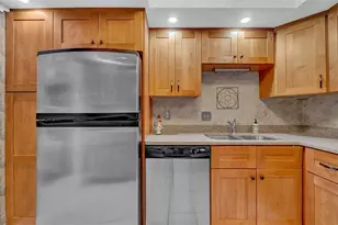 17400 Gulf Blvd, Redington Shores, FL 33708 - Photo 17