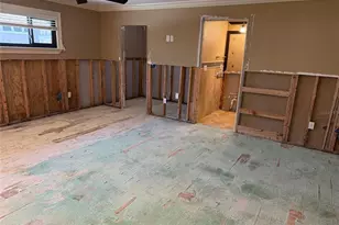 833 Lantana Ave, Clearwater Beach, FL 33767 - Photo 25