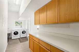 2513 Regal River Rd, Valrico, FL 33596 - Photo 37