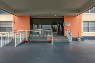 4900 Brittany Dr S, Saint Petersburg, FL 33715 - Photo 5