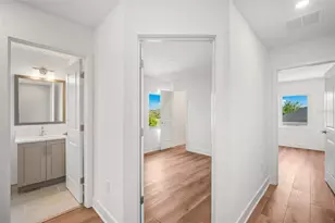 2711 W North B St, Tampa, FL 33609 - Photo 21