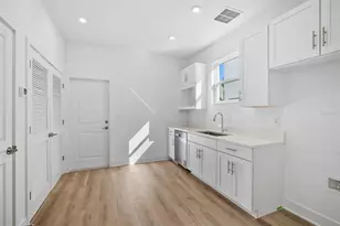 2711 W North B St, Tampa, FL 33609 - Photo 11