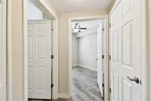 1231 Godavari Wy, Wesley Chapel, FL 33543 - Photo 41