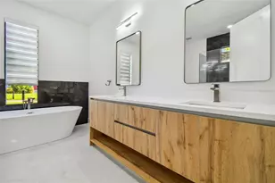 5406 N Pershing Pl, Tampa, FL 33603 - Photo 17