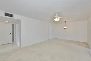 1809 Haverford Ave, Sun City Center, FL 33573 - Photo 9
