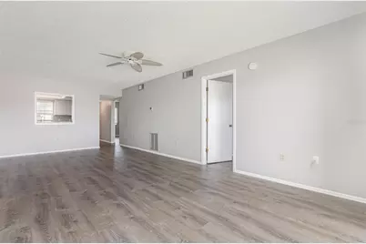 942 Capri Isles Boulevard #207, Venice, FL 34292 - Photo 7