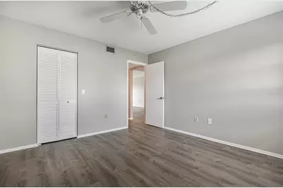 942 Capri Isles Boulevard #207, Venice, FL 34292 - Photo 13