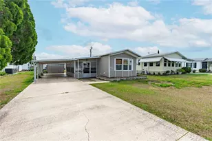 5428 Joyce St, Zephyrhills, FL 33542 - Photo 3