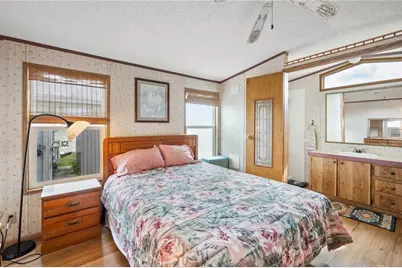 5428 Joyce Street, Zephyrhills, FL 33542 - Photo 17