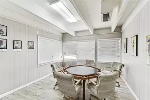 9945 47th Ave N, Saint Petersburg, FL 33708 - Photo 33