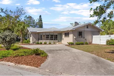 300 22nd Avenue S, Saint Petersburg, FL 33705 - Photo 3
