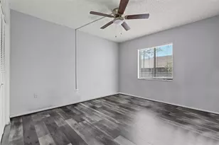 3709 Greenery Ct, Tampa, FL 33618 - Photo 19