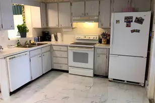 3850 Sablewood Dr, Holiday, FL 34691 - Photo 11