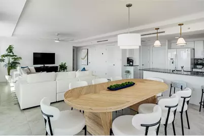 223 Island Way #5D, Clearwater Beach, FL 33767 - Photo 3