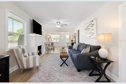 1601 54th Street S, Gulfport, FL 33707 - Photo 17