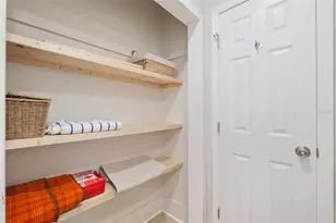 1601 54th St S, Gulfport, FL 33707 - Photo 27