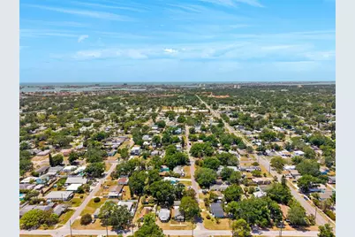1601 54th Street S, Gulfport, FL 33707 - Photo 37