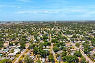 1601 54th St S, Gulfport, FL 33707 - Photo 37