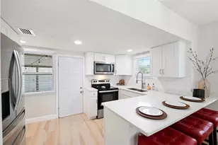 1601 54th St S, Gulfport, FL 33707 - Photo 11