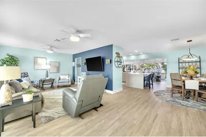 1015 Spindle Palm Way, Apollo Beach, FL 33572 - Photo 15