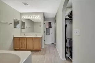 11257 Persimmon Ave, Weeki Wachee, FL 34614 - Photo 19