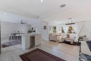 1800 Mound Pl S, Saint Petersburg, FL 33712 - Photo 15