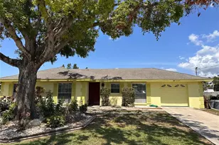 814 Seabreeze Dr, Ruskin, FL 33570 - Photo 37