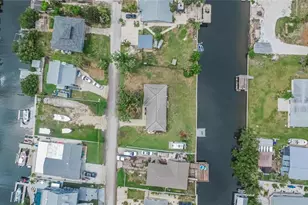 814 Seabreeze Dr, Ruskin, FL 33570 - Photo 43