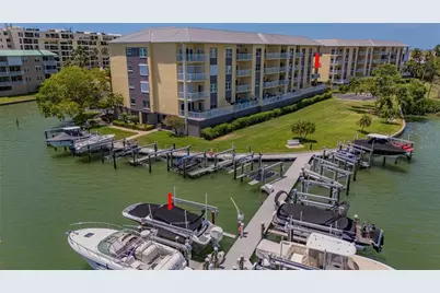 425 150th Avenue #2301, Madeira Beach, FL 33708 - Photo 43