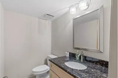 301 2nd Street N #13, Saint Petersburg, FL 33701 - Photo 7