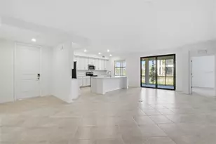 5628 Summit Pointe Circle, Bradenton, FL 34210 - Photo 7