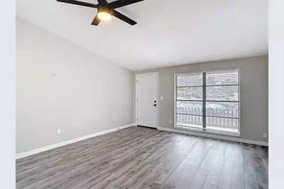 9201 Spy Glass Court, Tampa, FL 33615 - Photo 9