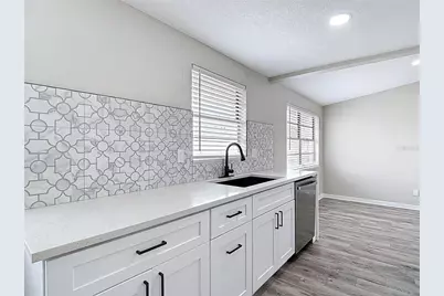 9201 Spy Glass Court, Tampa, FL 33615 - Photo 17