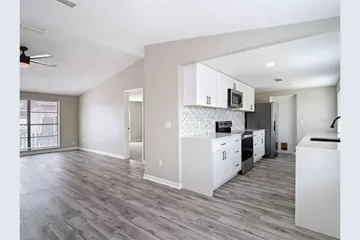 9201 Spy Glass Court, Tampa, FL 33615 - Photo 13