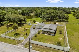 3101 Medulla Rd, Plant City, FL 33566 - Photo 11