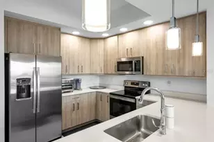 415 Island Way, Clearwater Beach, FL 33767 - Photo 19