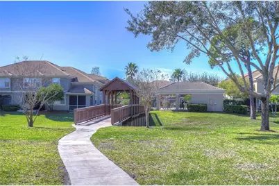 3292 Covered Bridge Drive E, Dunedin, FL 34698 - Photo 33