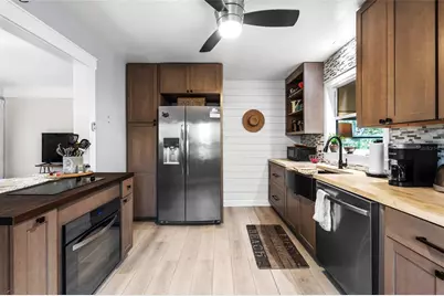 4921 24th Avenue S, Gulfport, FL 33707 - Photo 9