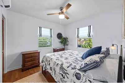 4921 24th Avenue S, Gulfport, FL 33707 - Photo 17