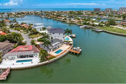 2250 Donato Drive, Belleair Beach, FL 33786 - Photo 23