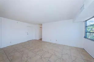 3315 58th Ave S, Saint Petersburg, FL 33711 - Photo 13