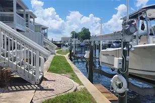 5215 Coquina Key Dr SE, Saint Petersburg, FL 33705 - Photo 25