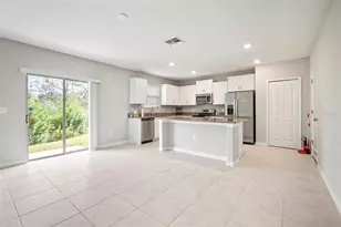 1823 Moon Cactus Ct, Ruskin, FL 33570 - Photo 5